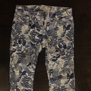 Vineyard Vines patterned jeans